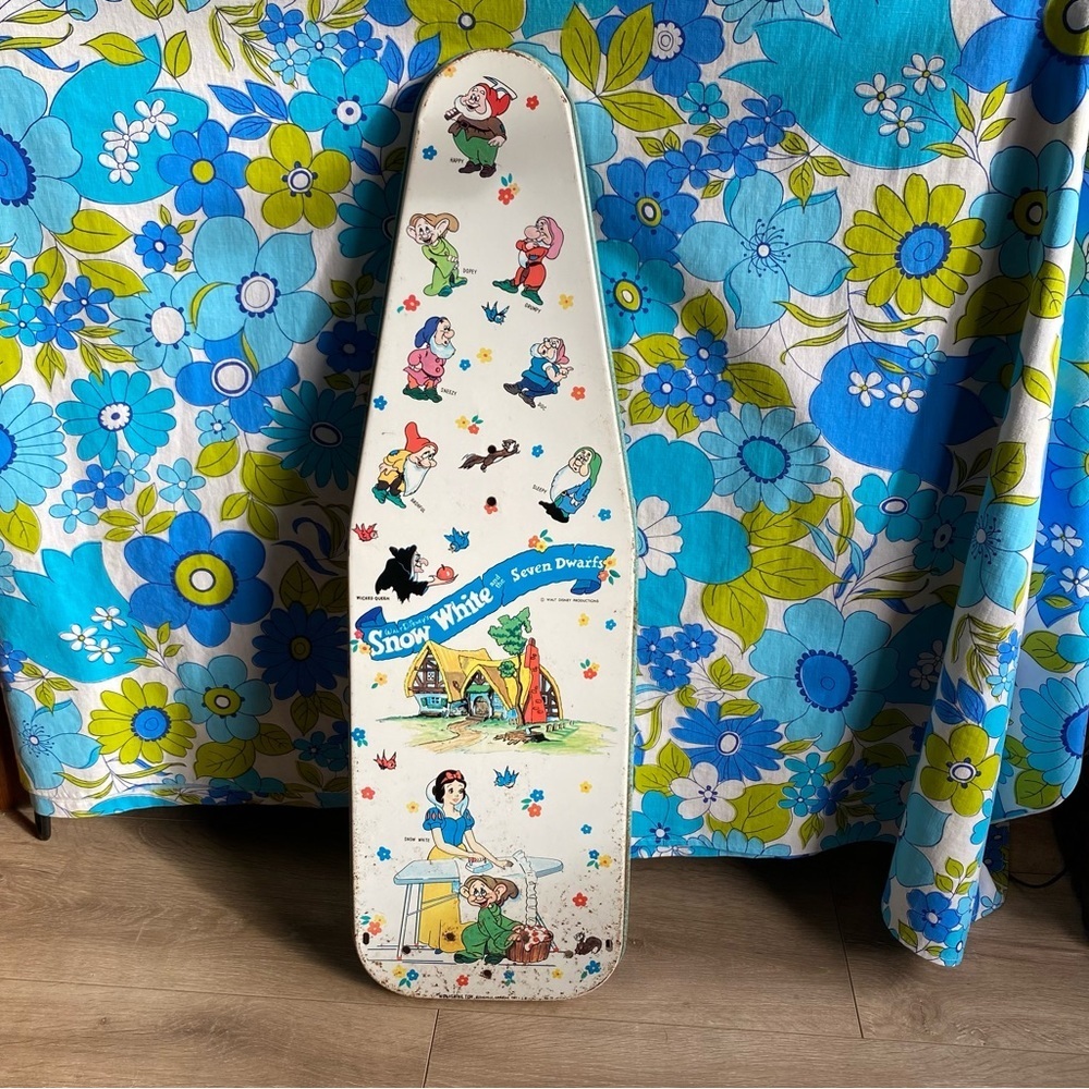 Vintage Disney’s Snow White Wolverine Toy Tin Litho children’s ironing board